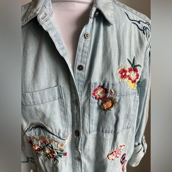 ANTHROPOLOGIE HOLDING HORSES CHAMBRAY DENIM EMBROIDERED BUTTON DOWN XS - Picture 6 of 11